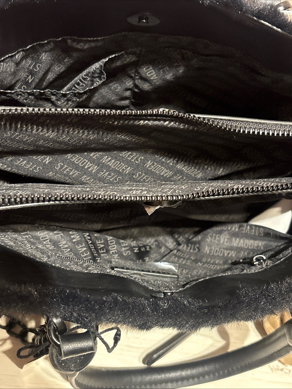 Steve Madden Faux Fur Crossbody Handbag Black Bmickey NEW Tote - Picture 8 of 8